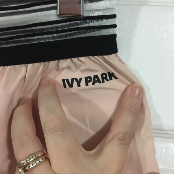 IVY PARK Blush Pink Jogger Short Sz XS - Picture 7 of 11